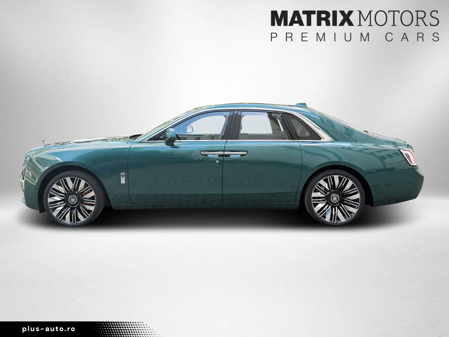 ROLLS ROYCE Ghost Series ll Theatre Picnic BeSpoke Massage