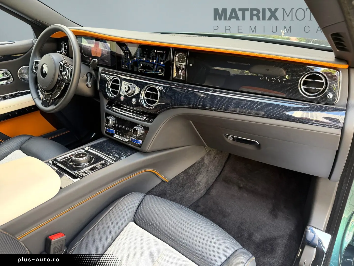 ROLLS ROYCE Ghost Series ll Theatre Picnic BeSpoke Massage
