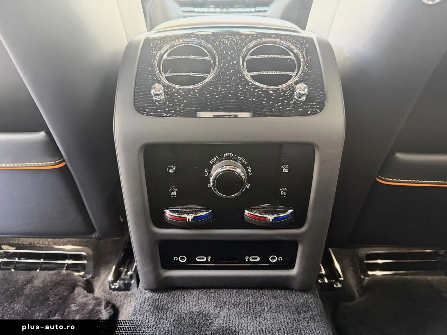 ROLLS ROYCE Ghost Series ll Theatre Picnic BeSpoke Massage
