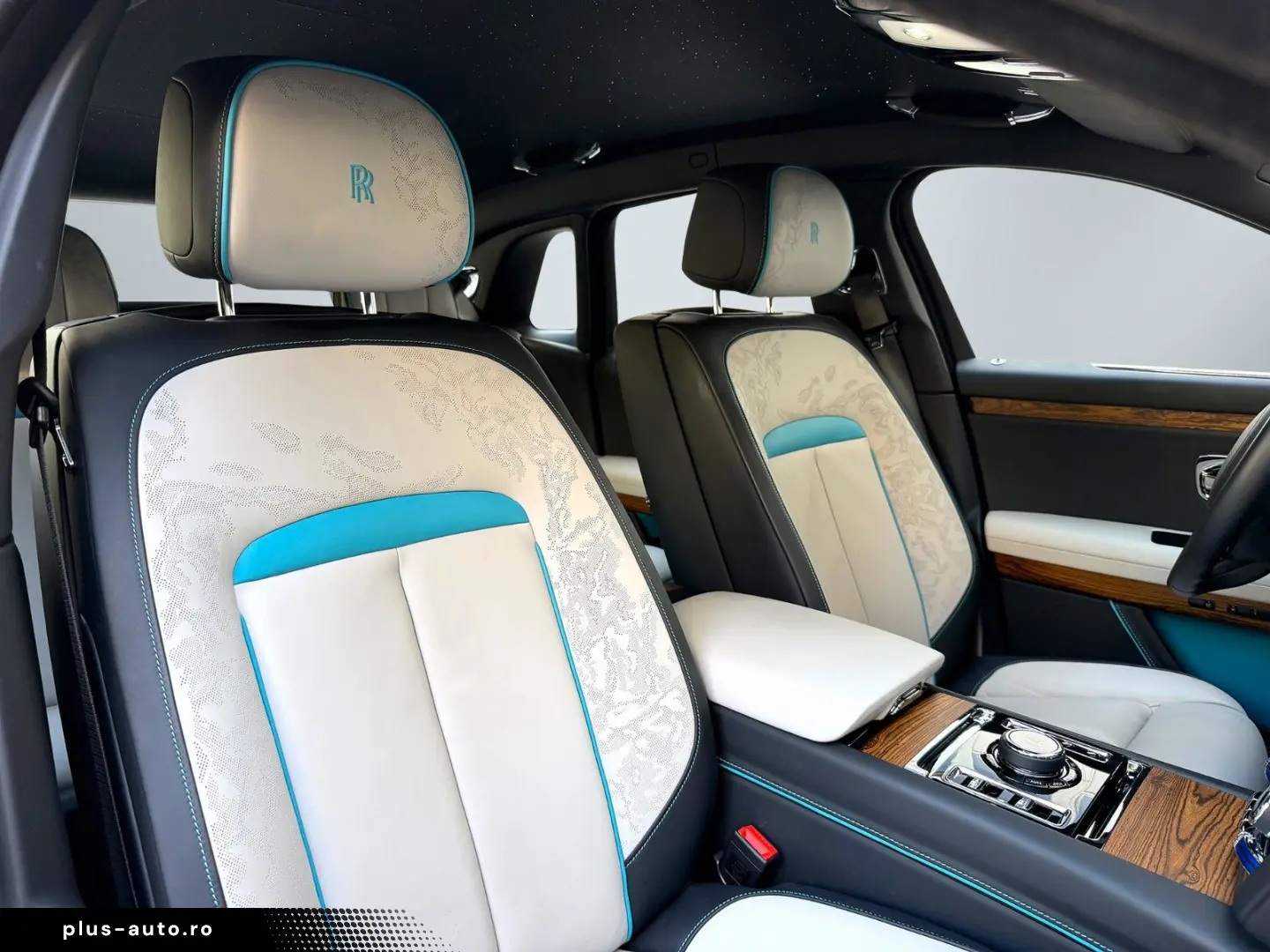 ROLLS ROYCE Ghost Series ll Theatre Picnic BeSpoke Massage