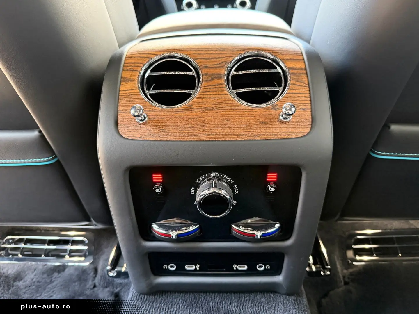 ROLLS ROYCE Ghost Series ll Theatre Picnic BeSpoke Massage