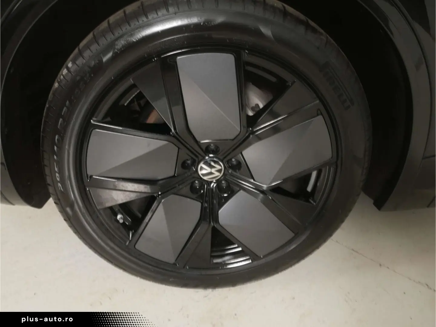 VW Touareg 3.0 TDI V6 4Motion R-Line Black-Style