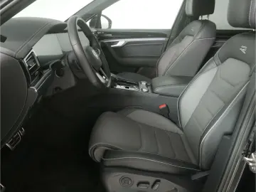 VW Touareg 3.0 TDI V6 4Motion R-Line Black-Style