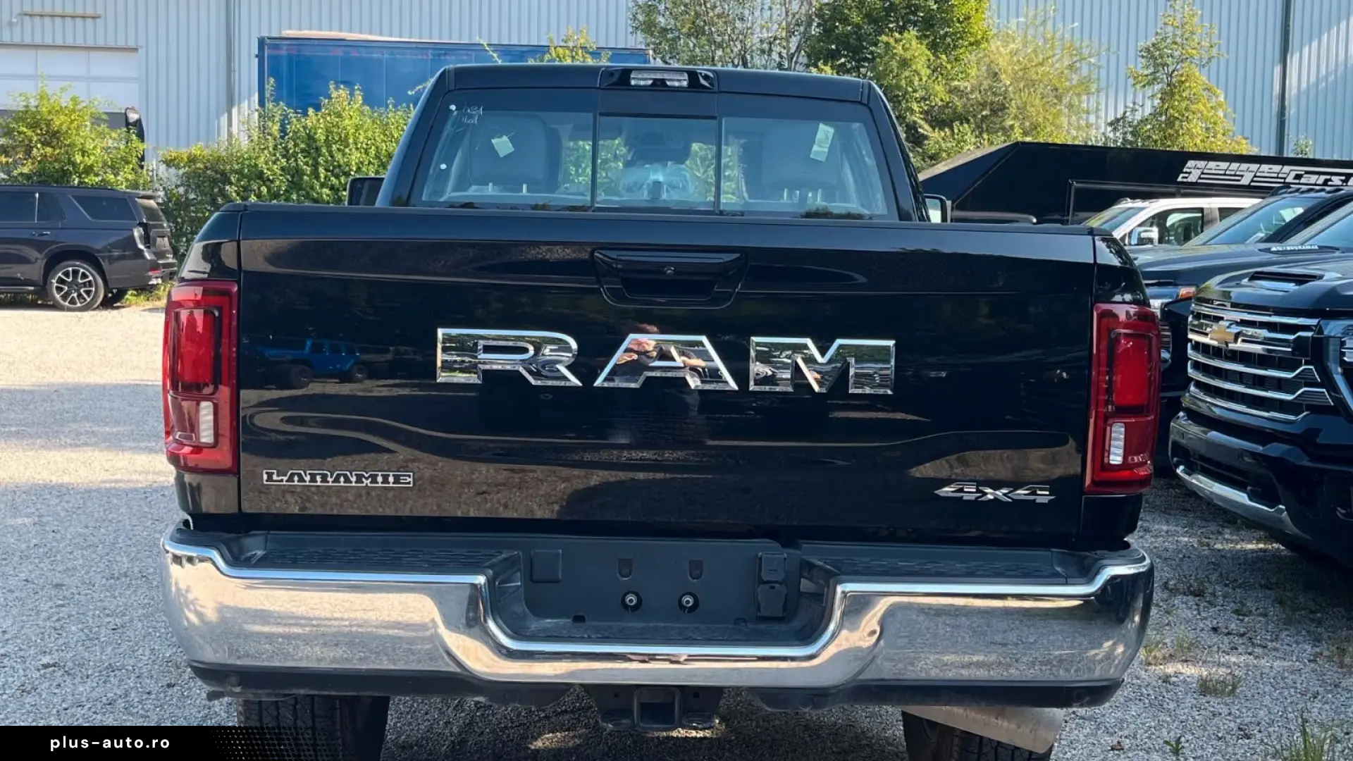 Dodge RAM 2500 Crew Cab Laramie 6.7l HO