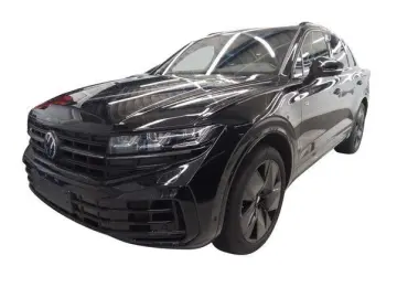 VW Touareg R HYBRID 462 HP