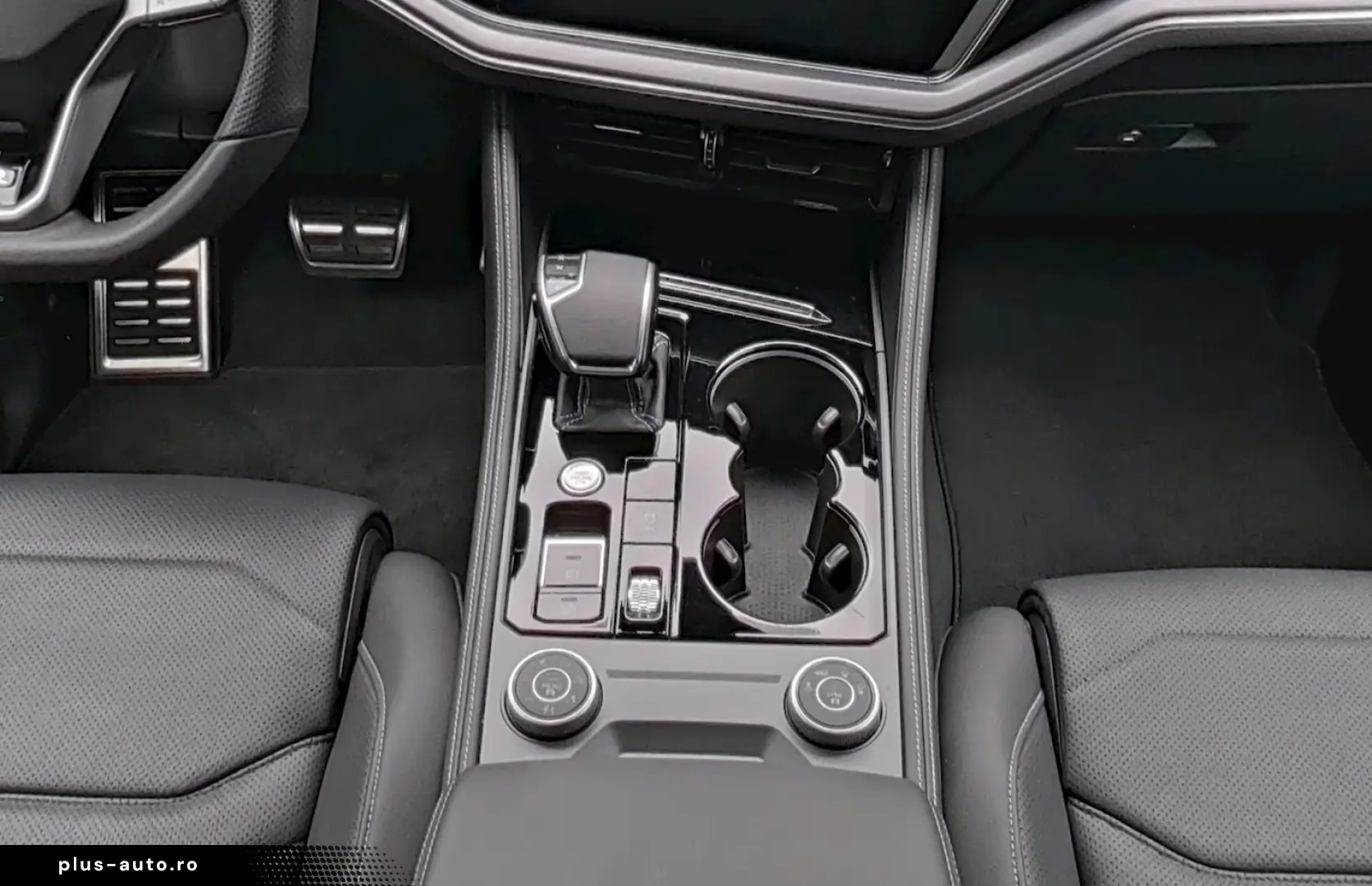 VW Touareg 3.0 TSI R-Line BLACK-STYLE