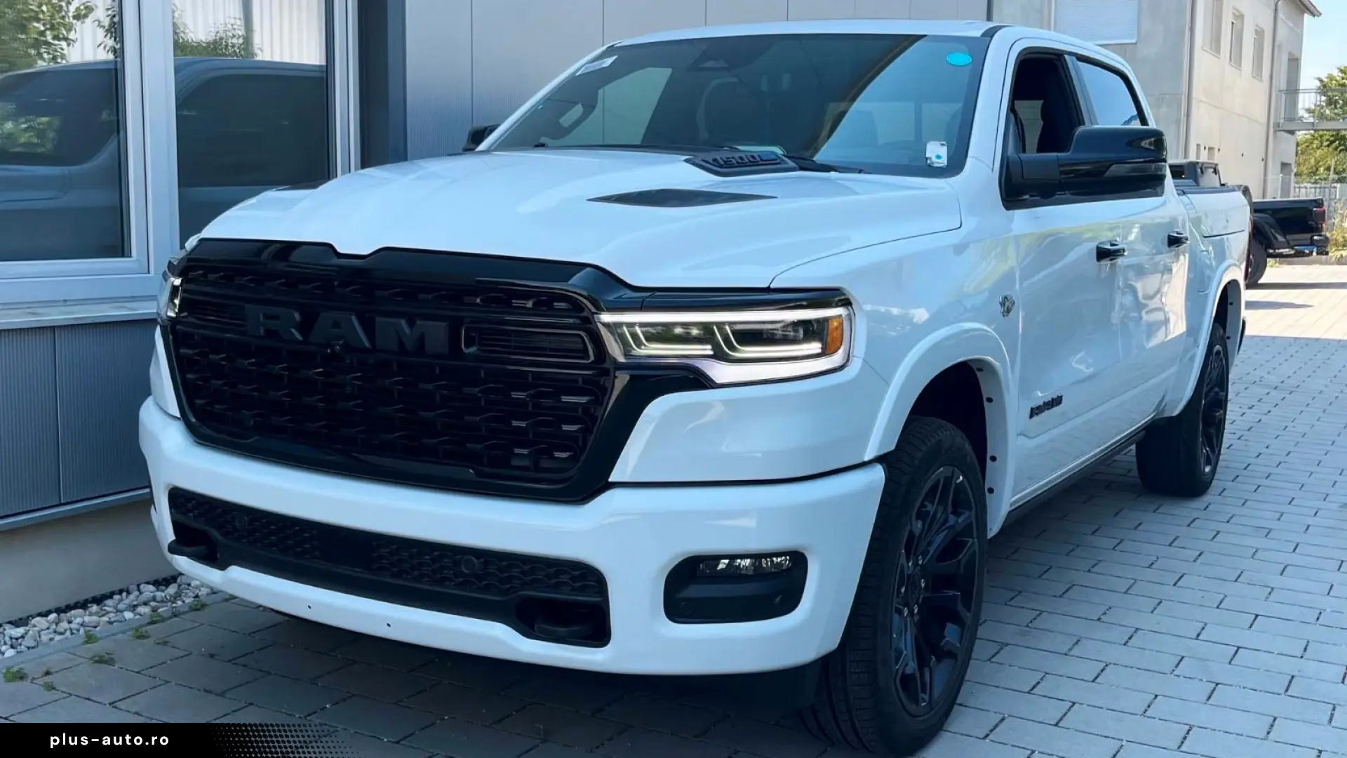 Dodge RAM Ram 1500 Crew Cab Limited Night