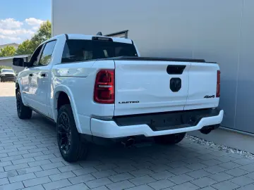 Dodge RAM Ram 1500 Crew Cab Limited Night