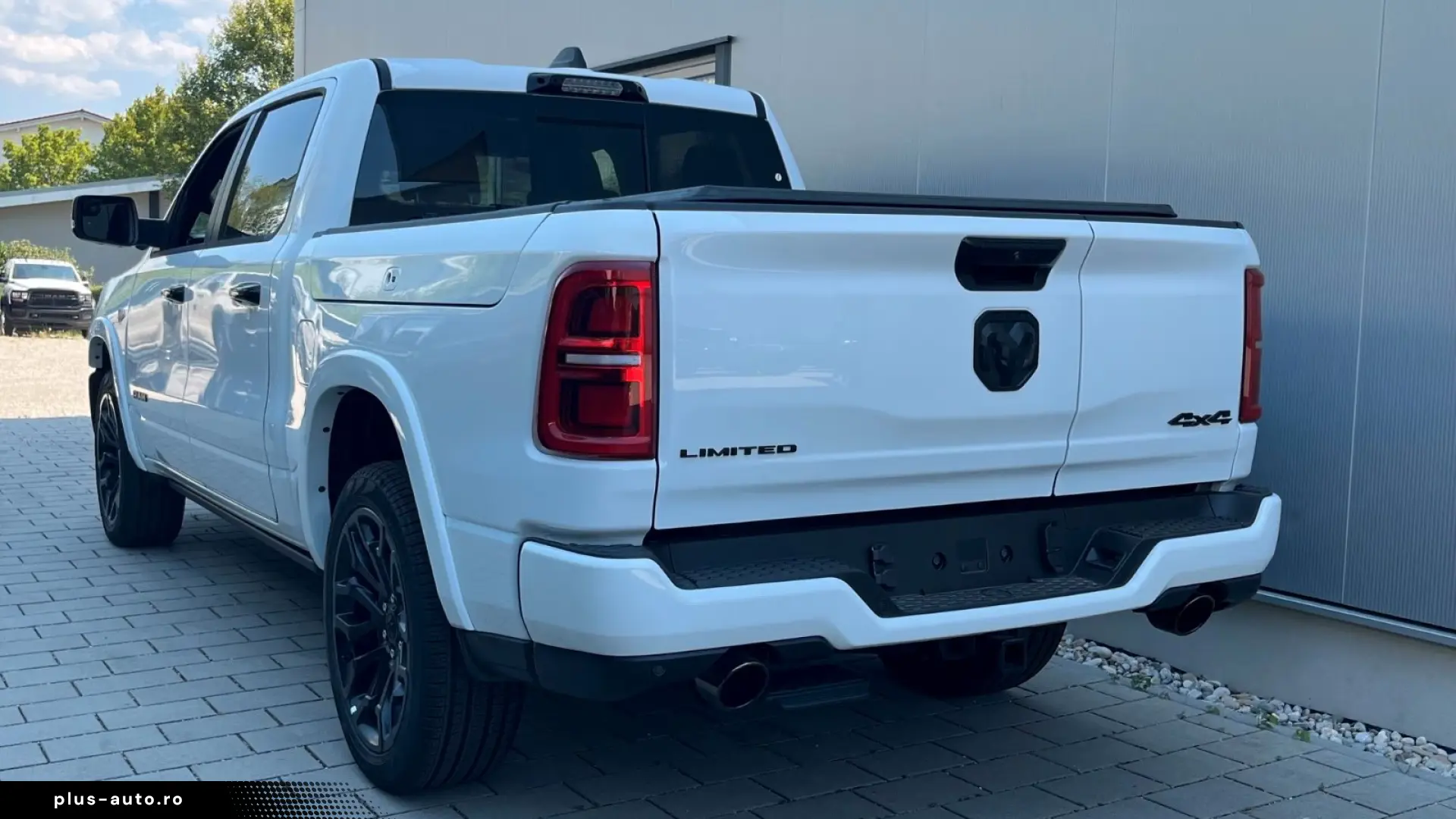 Dodge RAM Ram 1500 Crew Cab Limited Night