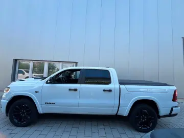 Dodge RAM Ram 1500 Crew Cab Limited Night