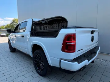 Dodge RAM Ram 1500 Crew Cab Limited Night