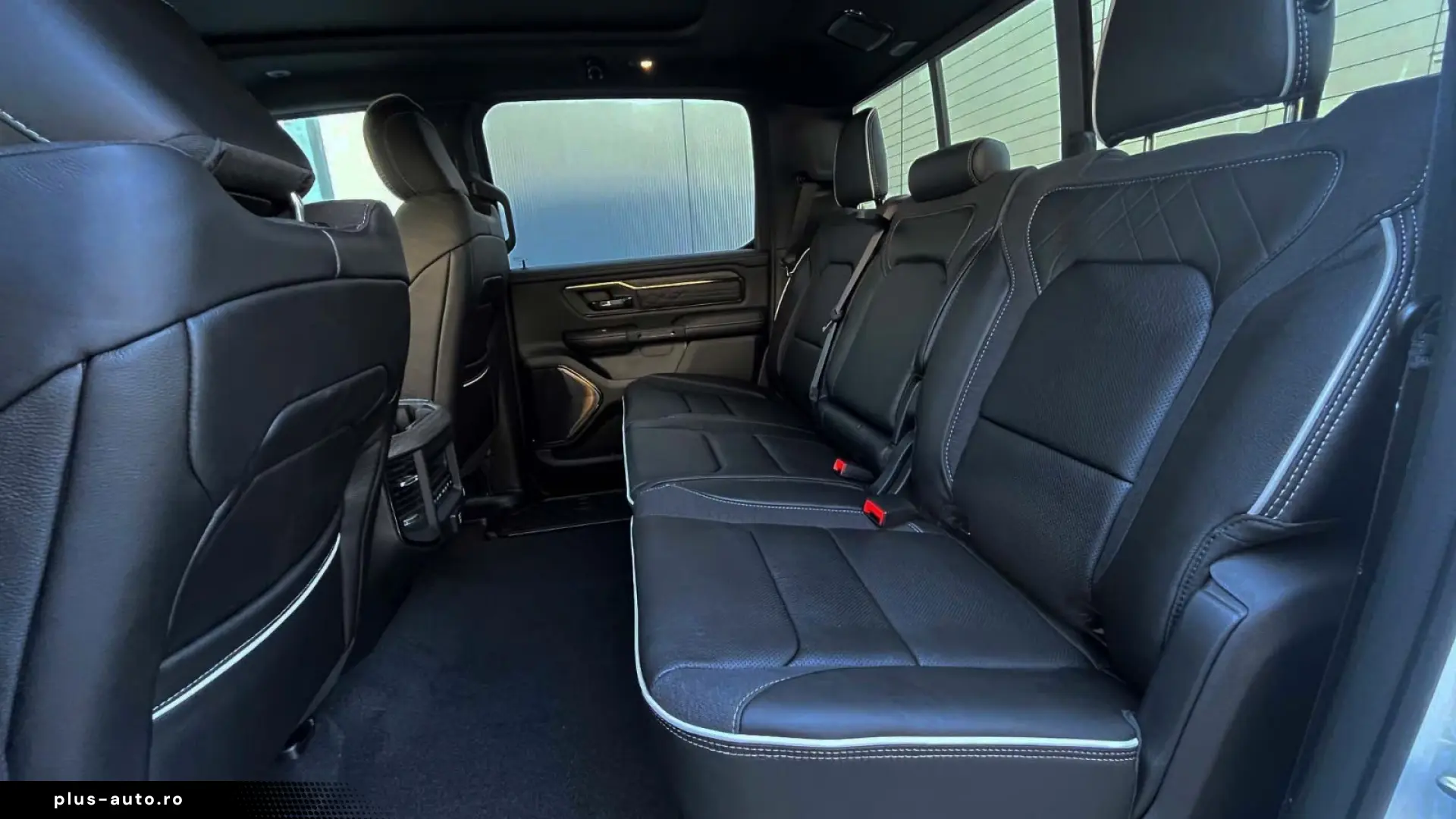 Dodge RAM Ram 1500 Crew Cab Limited Night