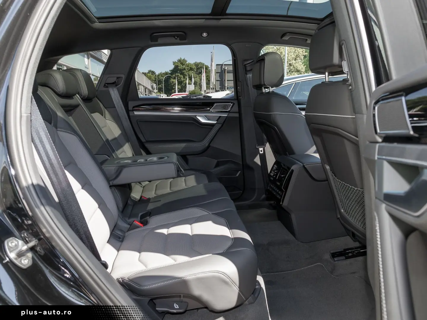 VW Touareg 3.0 TDI R-Line 4Motion IQ.DRIVE HuD