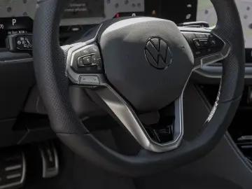 VW Touareg 3.0 TDI R-Line 4Motion IQ.DRIVE HuD