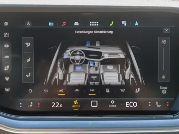 VW Touareg 3.0 TDI R-Line 4Motion IQ.DRIVE HuD