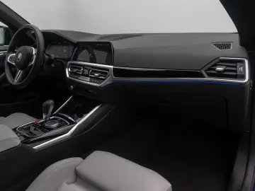 BMW M4 Competition xDrive DAB Laser HUD Alarm 19Zoll