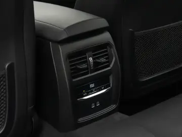 BMW 318i GeschwindigReg DAB PDC Cockpit  Widscreen