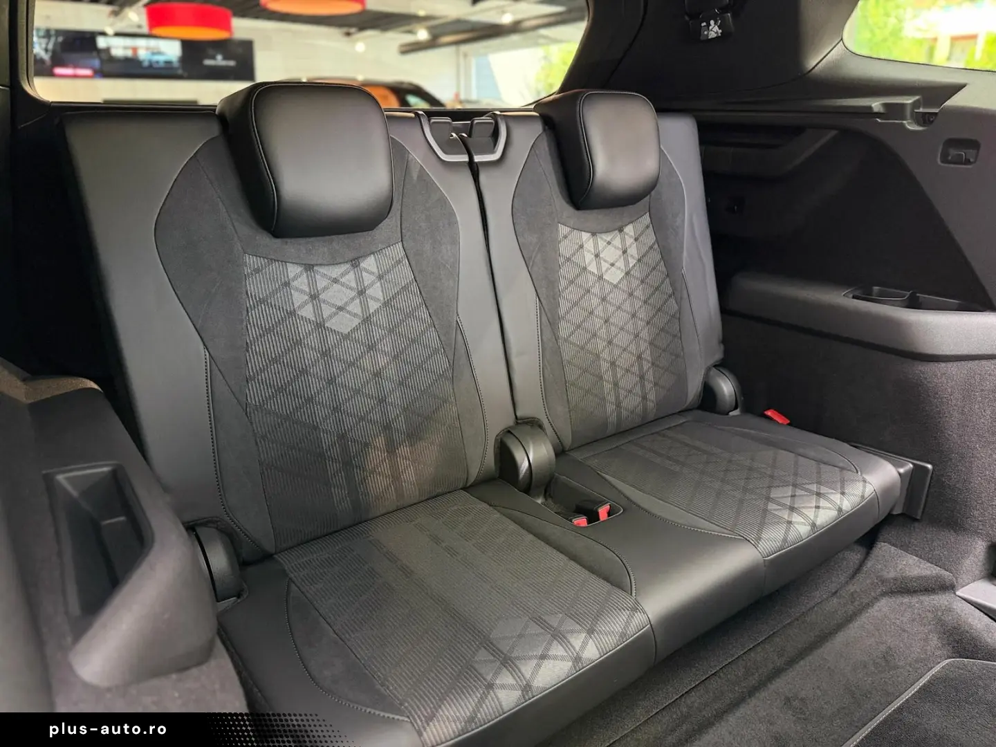 VW Tayron 2.0 TDI R-Line 7-Sitz Pano HuD Matrix H&K