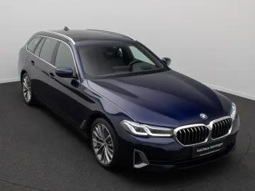 BMW 530d xD Luxury Line HUD DAB AHK Panorama H K 19