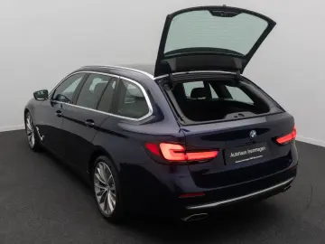 BMW 530d xD Luxury Line HUD DAB AHK Panorama H K 19