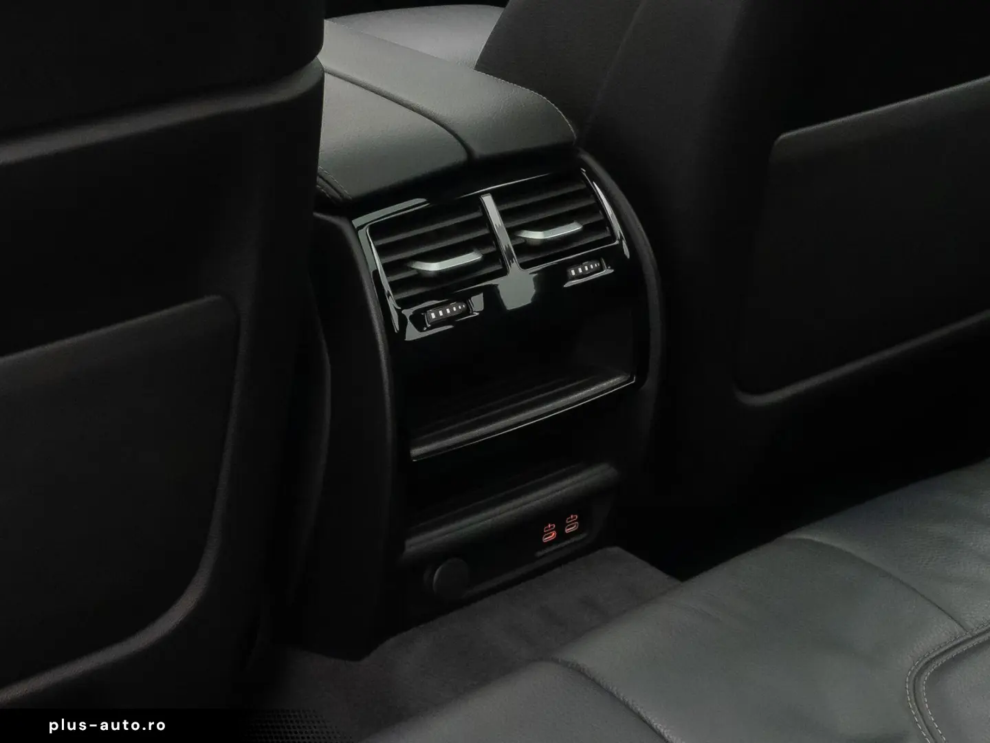 BMW 530d xD Luxury Line HUD DAB AHK Panorama H K 19