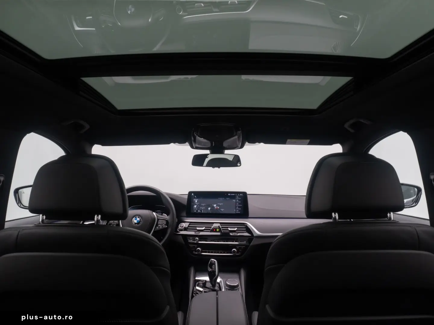BMW 530d xD Luxury Line HUD DAB AHK Panorama H K 19