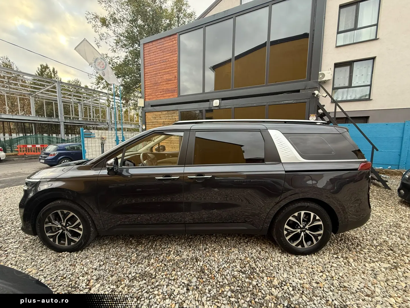 Kia Carnival Prestige Garantie 36 de luni LED Piele TVA