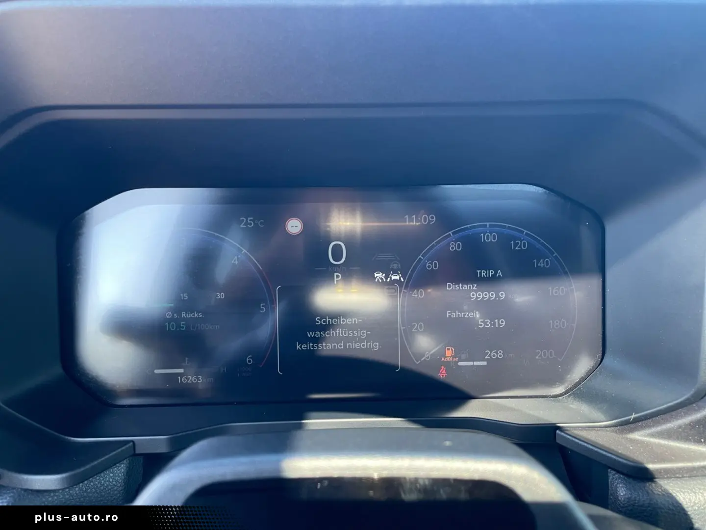 TOYOTA Land Cruiser 2 8 D-4D First Edition  HUD JBL 360