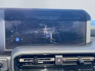 TOYOTA Land Cruiser 2 8 D-4D First Edition  HUD JBL 360