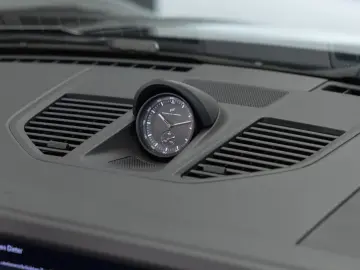 PORSCHE 992 Turbo S Cabrio Lift Matrix Chrono Sportabgas
