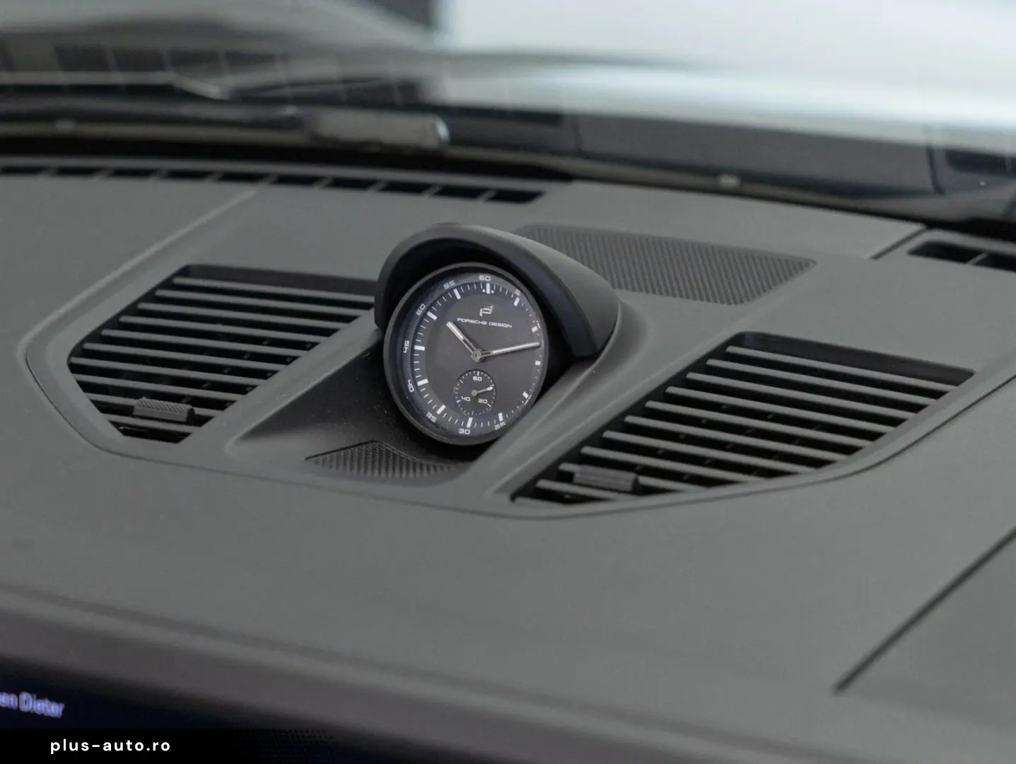 PORSCHE 992 Turbo S Cabrio Lift Matrix Chrono Sportabgas