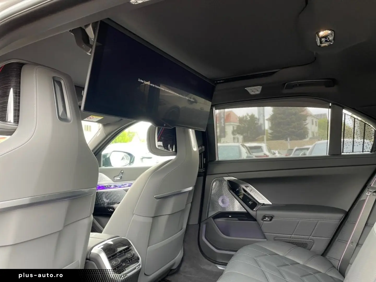 BMW M760 e xDrive Fahrassist Pano Stdhz Wide 360 Cam