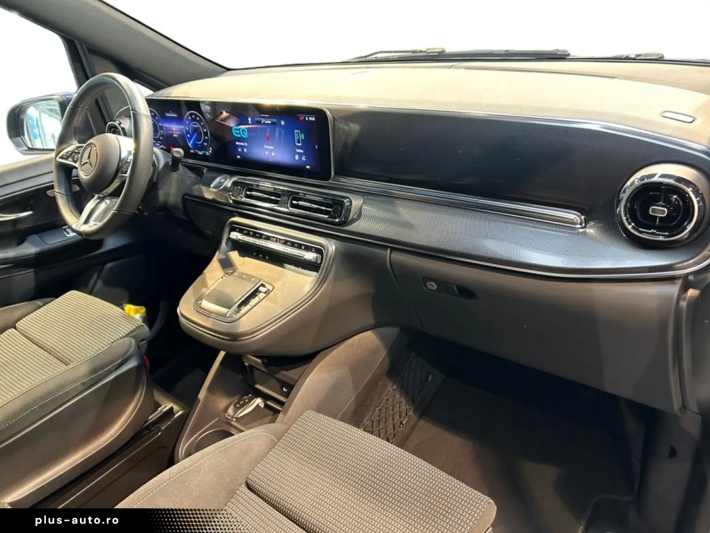 MERCEDES-BENZ EQV 300 Lang MBUX Cam Navi AUT Distr Facelift