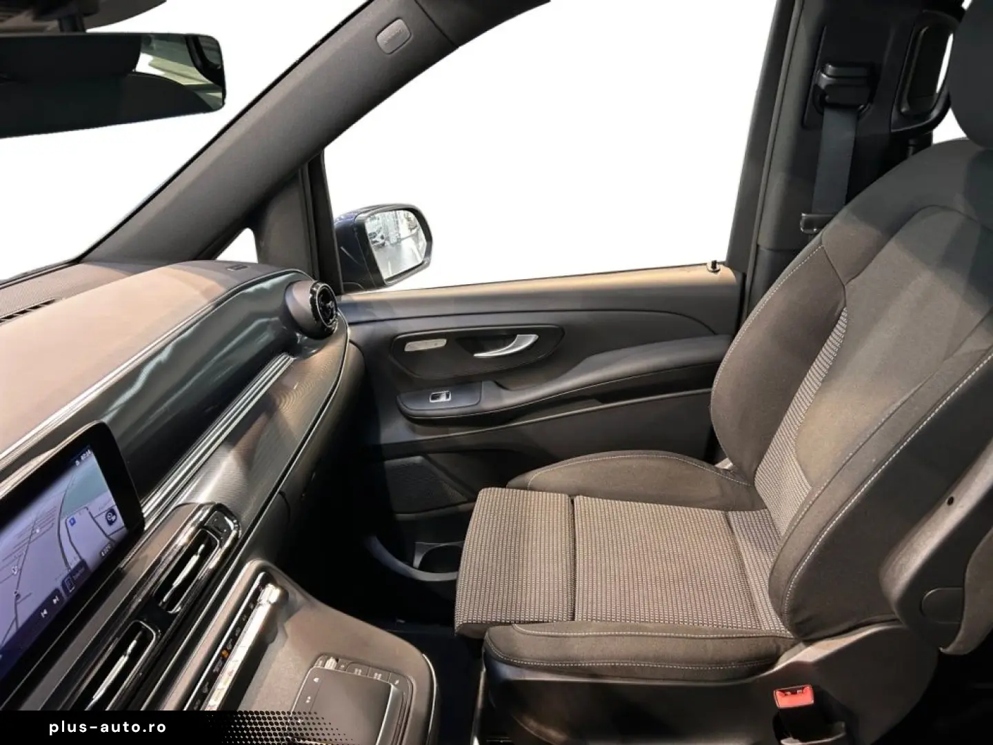 MERCEDES-BENZ EQV 300 Lang MBUX Cam Navi AUT Distr Facelift