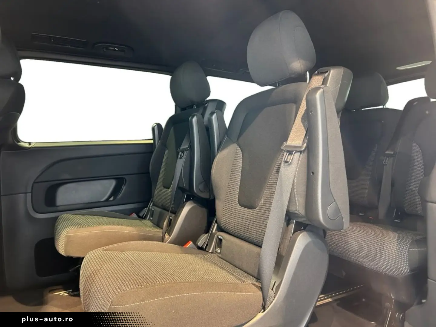 MERCEDES-BENZ EQV 300 Lang MBUX Cam Navi AUT Distr Facelift