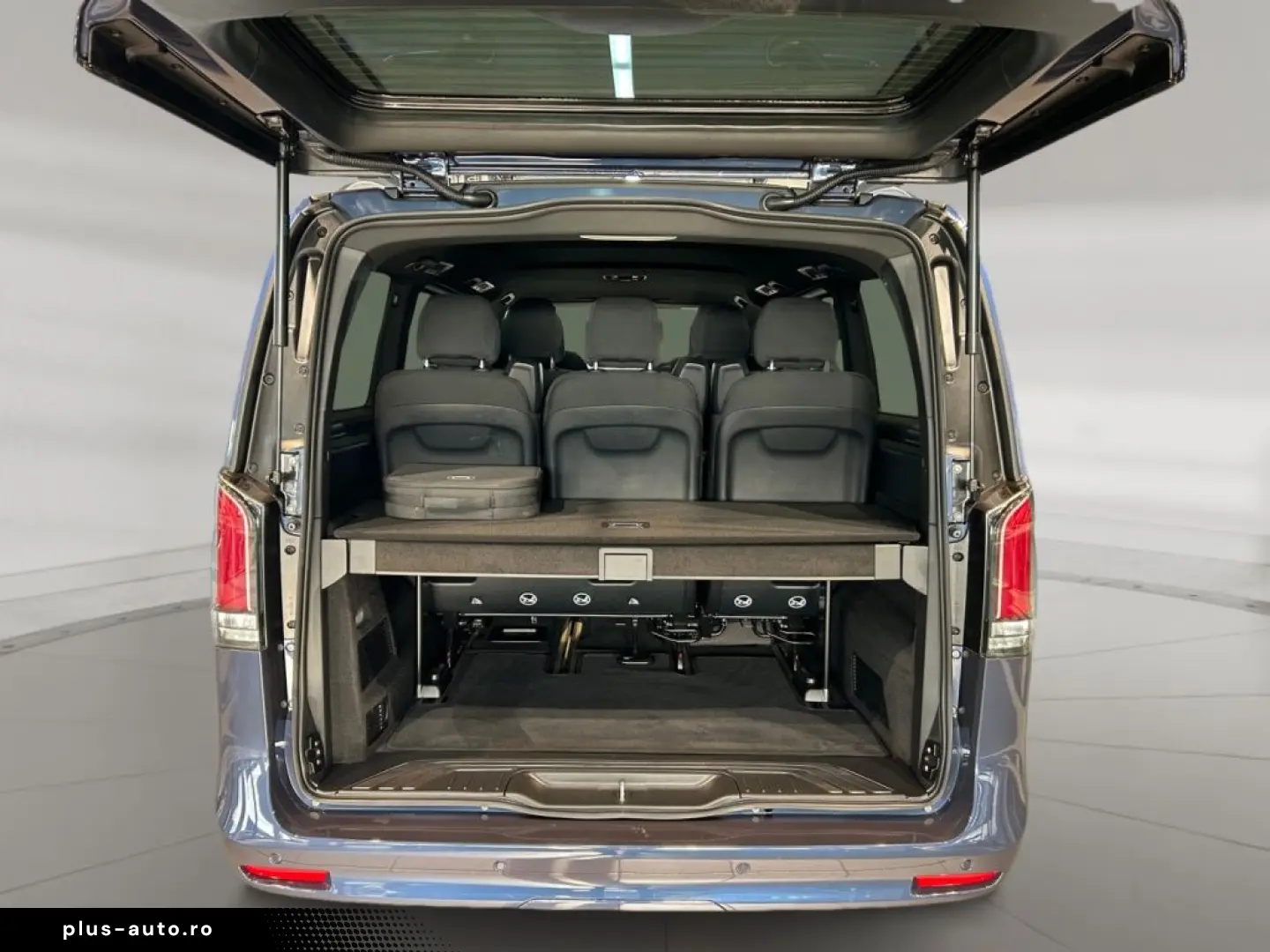 MERCEDES-BENZ EQV 300 Lang MBUX Cam Navi AUT Distr Facelift
