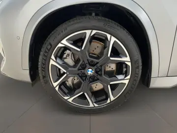 BMW X1 M35i xDrive Fahrassist Pano Wide Cam LED Navi