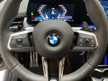 BMW X1 M35i xDrive Fahrassist Pano Wide Cam LED Navi