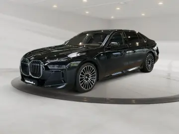BMW 740 d xDrive Limousine Fahrassist Pano Stdhz 360