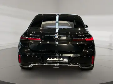 BMW 740 d xDrive Limousine Fahrassist Pano Stdhz 360