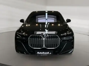 BMW 740 d xDrive Limousine Fahrassist Pano Stdhz 360