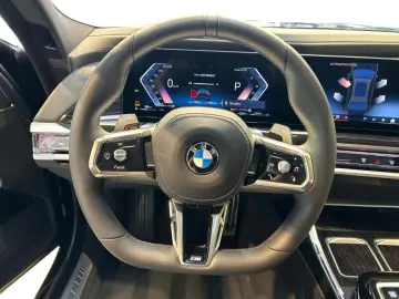 BMW 740 d xDrive Limousine Fahrassist Pano Stdhz 360