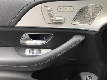 MERCEDES-BENZ GLS 450 d 4MATIC AMG MBUX Burm MBeam Night AHK