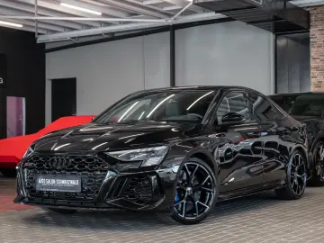 AUDI RS3 2.5 TFSI Lim. quattro RS-AGA KERAMIK-BREMSEN