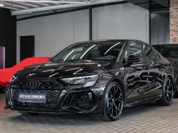 AUDI RS3 2.5 TFSI Lim. quattro RS-AGA KERAMIK-BREMSEN