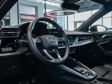 AUDI RS3 2.5 TFSI Lim. quattro RS-AGA KERAMIK-BREMSEN