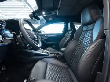 AUDI RS3 2.5 TFSI Lim. quattro RS-AGA KERAMIK-BREMSEN