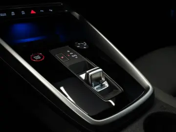 AUDI RS3 2.5 TFSI Lim. quattro RS-AGA KERAMIK-BREMSEN