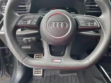 AUDI RS3 Limousine 2 5 TFSI qu Matrix Pano B&O Kamera