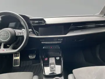 AUDI RS3 Limousine 2 5 TFSI qu Matrix Pano B&O Kamera